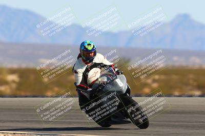 media/Feb-12-2022-SoCal Trackdays (Sat) [[3b21b94a56]]/Turn 11 Inside (155pm)/